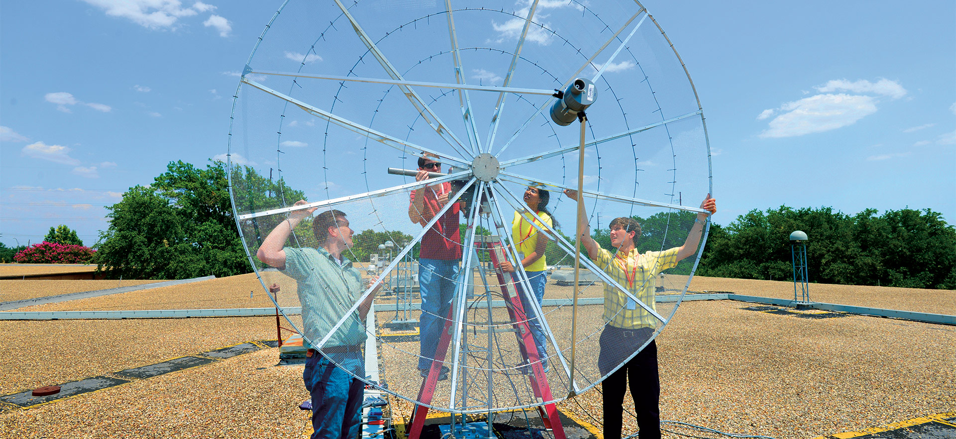 Apply for a Postdoc Position at ARLUT